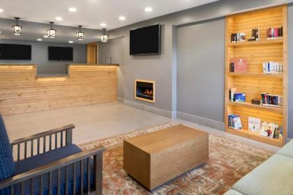 Country Inn & Suites by Radisson Gatlinburg TN - image 9