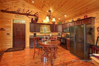 Mountain Elegance Holiday home - image 4