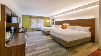 Holiday Inn Express Gatlinburg Downtown - image 14
