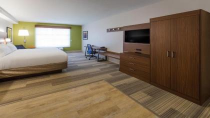 Holiday Inn Express Gatlinburg Downtown - image 20