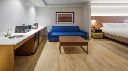 Holiday Inn Express Gatlinburg Downtown - image 8