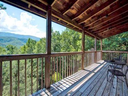 Majestic View 1 Bedroom Sleeps 2 Jetted Tub Mountain View Hot Tub - image 10