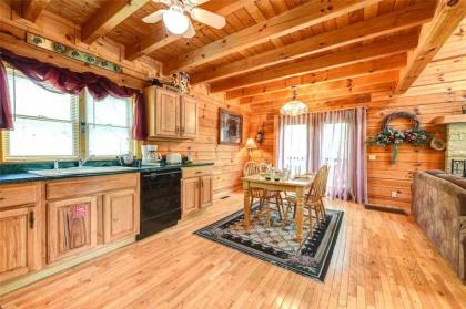 Cherished Memories 2 Bedrooms Sleeps 6 Jetted Tub Near Golf Course - image 9