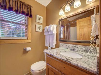 Cub’s Corner 3 Bedrooms Pool Access Hot Tub Pool Table Sleeps 10 - image 20