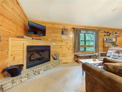 Great Expectations 3 Bedrooms Fireplace Pool Table Hot Tub Sleeps 10 - image 19