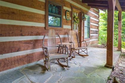 Fox Den 2 Bedrooms Sleeps 4 Whirlpool Tub Deck Yard Hot Tub - image 15