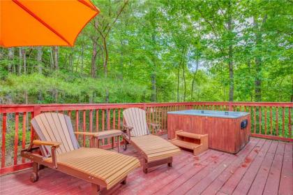 Fox Den 2 Bedrooms Sleeps 4 Whirlpool Tub Deck Yard Hot Tub - image 18