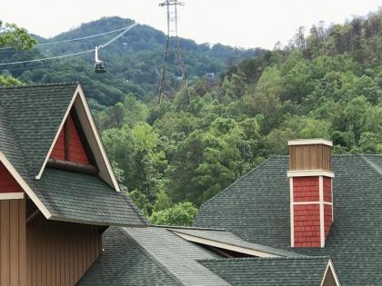 Downtown Gatlinburg Apartment - image 9