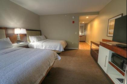 Hampton Inn By Hilton Gatlinburg Historic Nature Trail TN - image 5