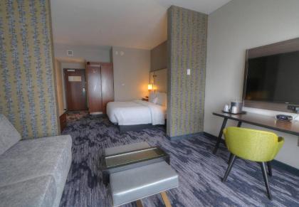 Fairfield Inn & Suites by Marriott Gatlinburg Downtown - image 18