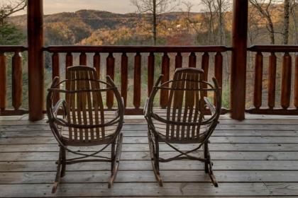 Away From it All 3 Bedrooms Sleeps 10 Jetted Showers WiFi Arcade - image 10