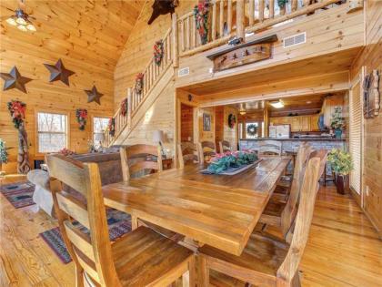 Bear's Eye View 4 Bedrooms Sleeps 14 Home Theater Gaming Hot Tub - image 10