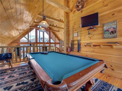 Bear's Eye View 4 Bedrooms Sleeps 14 Home Theater Gaming Hot Tub - image 16