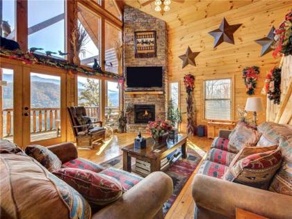 Bear's Eye View 4 Bedrooms Sleeps 14 Home Theater Gaming Hot Tub - image 9