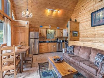 Saddle Ridge 2 Bedrooms Sleeps 8 Hot Tub Pool Table Arcade Views - image 12