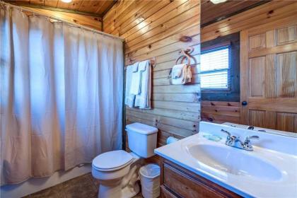 Old Hickory Lodge 4 Bedrooms Sleeps 18 WiFi Theater Room Hot Tub - image 12
