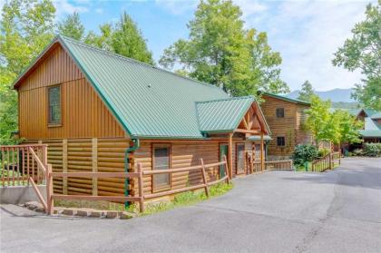 Gentle Ben’s Den 4 Bedrooms Pool Access Air Hockey WiFi Sleeps 12 - image 3
