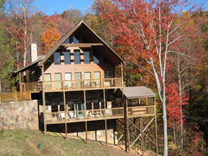 Hillbilly Hilton #525 by Aunt Bug's Cabin Rentals - image 12