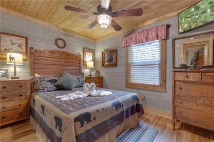 Swiss Bear Haus 4 Bedrooms Hot Tub Pool Access Sleeps 12 - image 19