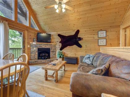 Trail’s End 2 Bedrooms Hot Tub Jetted Tub Gas Fireplace Sleeps 8 - image 17