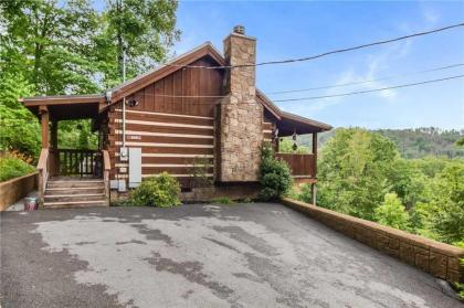 Nestled Inn 1 Bedroom Secluded WiFi Jetted Tub Sleeps 2 Gatlinburg Tennessee