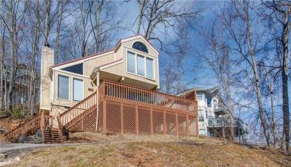 God's View 2 Bedrooms Pet Friendly Mountain View Hot Tub Sleeps 4 - image 14