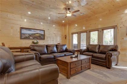 Smoky Mountain Splash 6 Bedroom Private Pool WiFi Pool Table Sleeps 18 - image 18