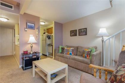 Tennessee Sunshine 1 Bedroom Fireplace WiFi Pool Access Sleeps 6 - image 10