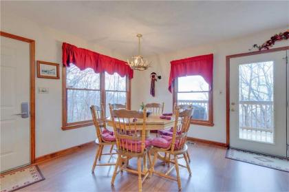 Bear Trails 2 Bedrooms Pool Access Fireplace Hot Tub WiFi Sleeps 6 - image 10