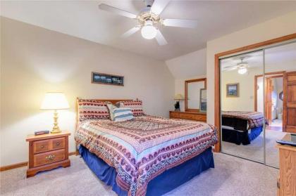 Bear Trails 2 Bedrooms Pool Access Fireplace Hot Tub WiFi Sleeps 6 - image 17
