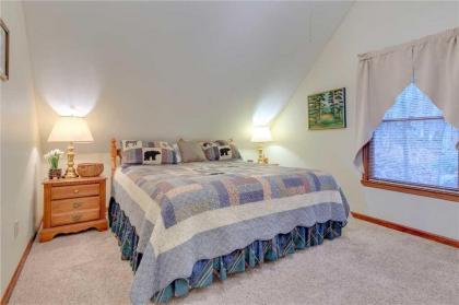 Bear Trails 2 Bedrooms Pool Access Fireplace Hot Tub WiFi Sleeps 6 - image 19