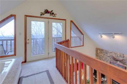 Bear Trails 2 Bedrooms Pool Access Fireplace Hot Tub WiFi Sleeps 6 - image 2