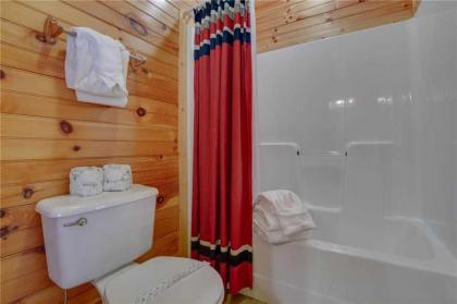 Pine Tree Lodge 8 Bedrooms Pool Table Theater Hot Tub WiFi Sleeps 38 - image 20