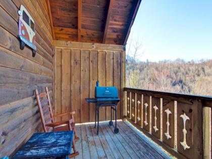 Irish Blessings 1 Bedroom Sleeps 6 Hot Tub Jacuzzi Wood Fireplace - image 16