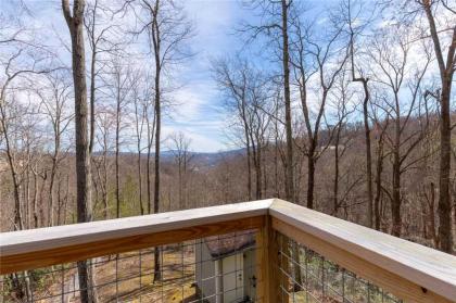 Bear View Chalet 3 Bedroom Pool Pets Arcades WiFi Hot Tub Sleeps 12 - image 10