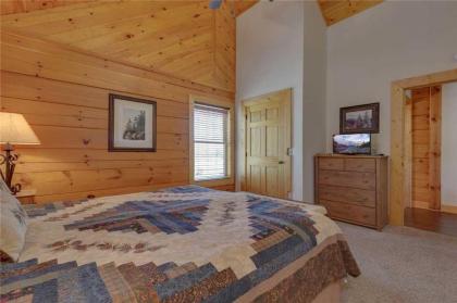Bearly Heaven 2 Bedrooms Fireplace Hot Tub WiFi Pool Table Sleeps 8 - image 19