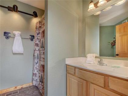Destiny's Heavenly View 5 Bedrooms Sleeps 16 Pet Friendly Hot Tub Pool Table - image 16