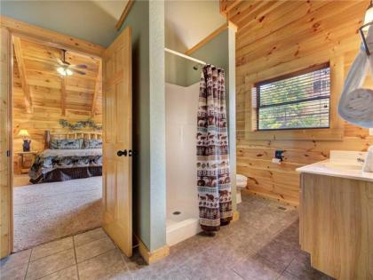 Destiny's Heavenly View 5 Bedrooms Sleeps 16 Pet Friendly Hot Tub Pool Table - image 17