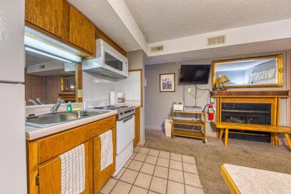 The Laurel Inn - image 20