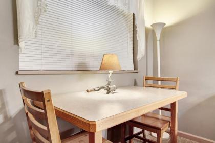 The Laurel Inn - image 9