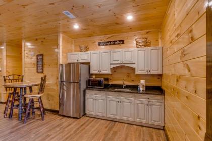 The Big Oak Lodge - image 10