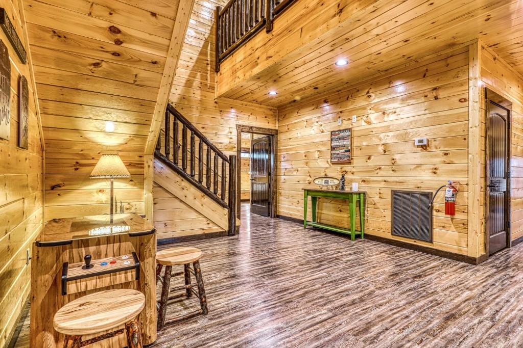 The Grand Orchard Lodge - image 7