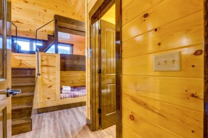 The Majestic Pine Retreat - image 5