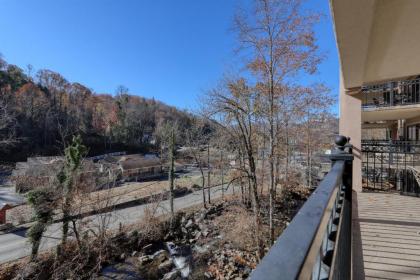 Riverside Escape & Roaring Romance - image 19