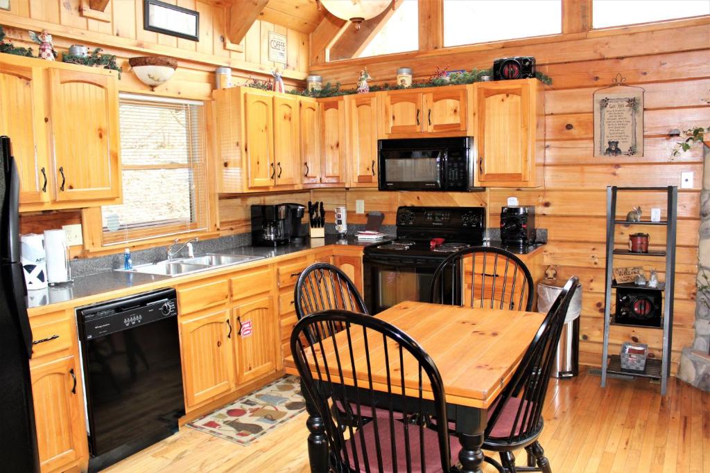 Mountain Joy cabin - image 7