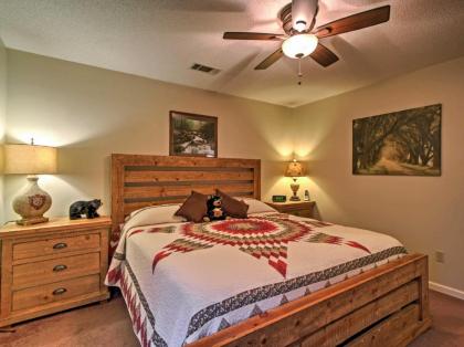 Rustic Gatlinburg Tree Top Dream Cabin with Hot Tub - image 12