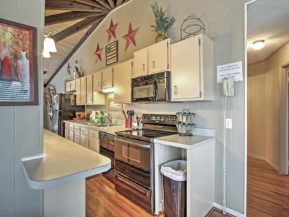 Gatlinburg House with Pool Table Hot Tub and Views! - image 14