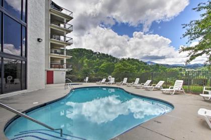 Ideally Located Downtown Gatlinburg Condo with Patio - image 17