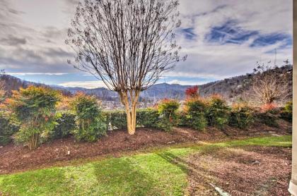 Ideally Located Downtown Gatlinburg Condo with Patio - image 8