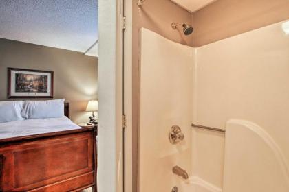 Ideally Located Downtown Gatlinburg Condo with Patio - image 9
